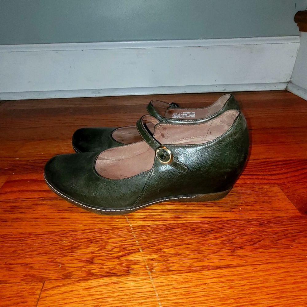 Dansko Mary Jane Size 37